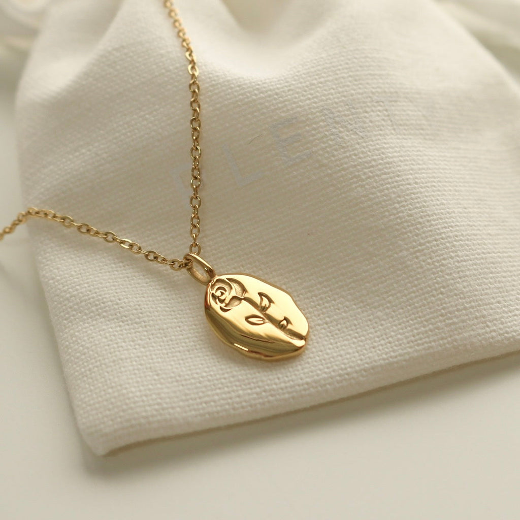 Rose 18k Necklace